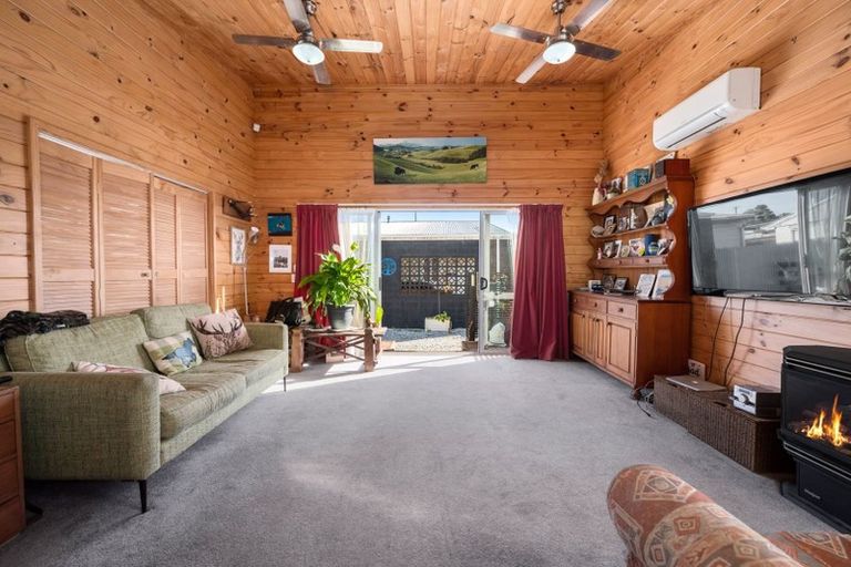 Photo of property in 12 Tanekaha Terrace, Mangakino, 3421