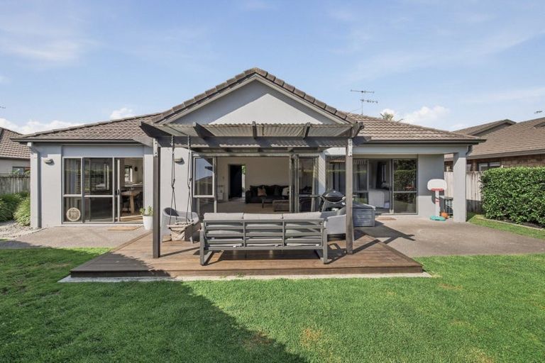 Photo of property in 20 Ohope Place, Papamoa Beach, Papamoa, 3118