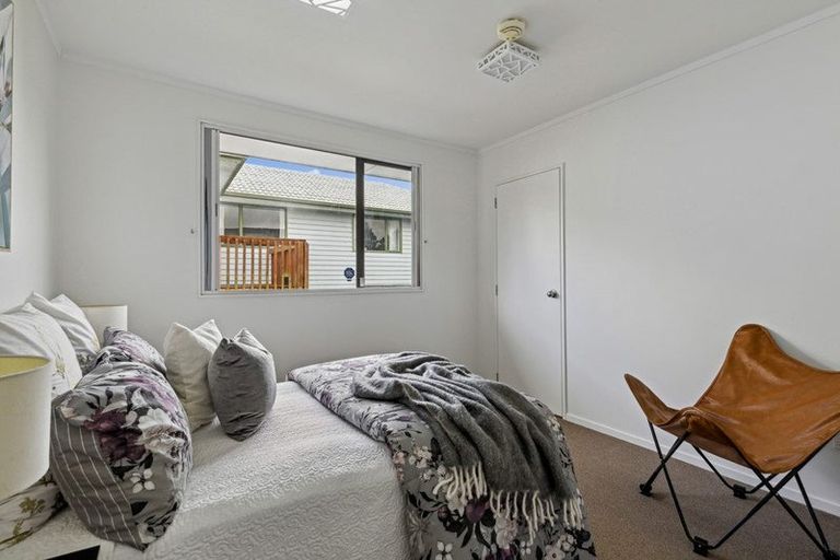 Photo of property in 35 Jadewynn Drive, Massey, Auckland, 0614