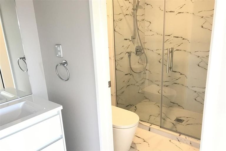 Photo of property in 7b Mcquoids Road, Flat Bush, Auckland, 2019