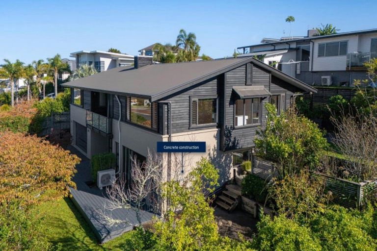 Photo of property in 21 Bayview Park Lane, Orewa, 0931