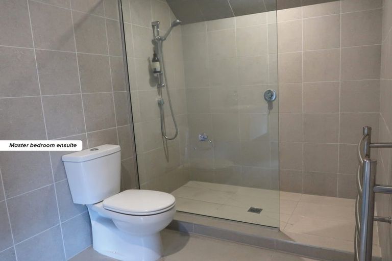 Photo of property in 25a Bayview Place, Cass Bay, Lyttelton, 8082