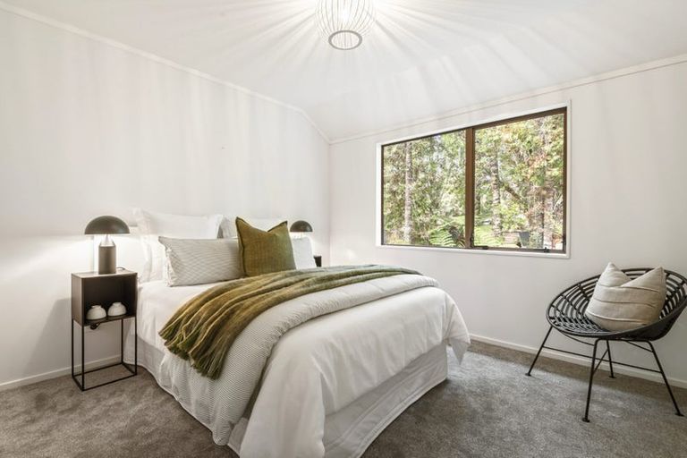 Photo of property in 2/48 Park Hill Road, Birkenhead, Auckland, 0626