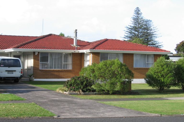 Photo of property in 2/44 Galvan Avenue, Sunnyhills, Auckland, 2010