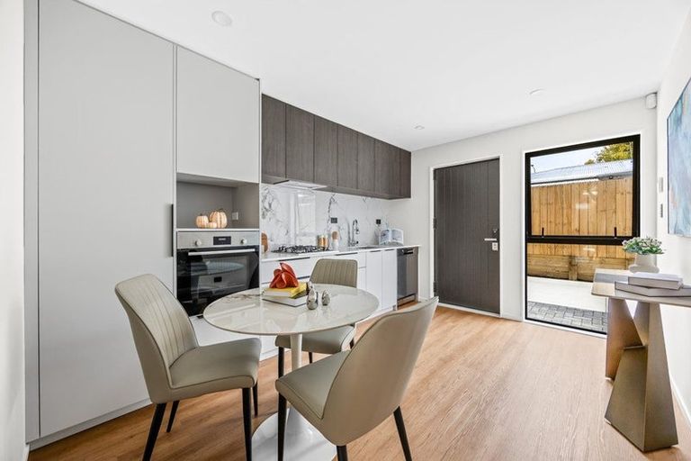 Photo of property in 4 Bettina Place, Manurewa, Auckland, 2102