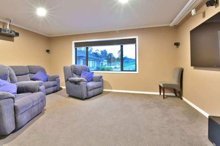 Photo of property in 25 Joblin Road, Wainui, Silverdale, 0994