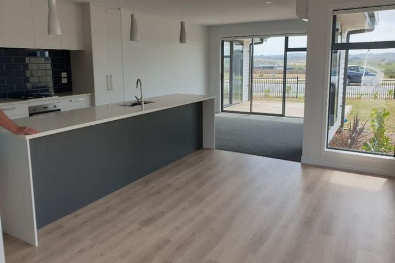 Photo of property in 73 Ormonde Drive, Silverdale, 0932