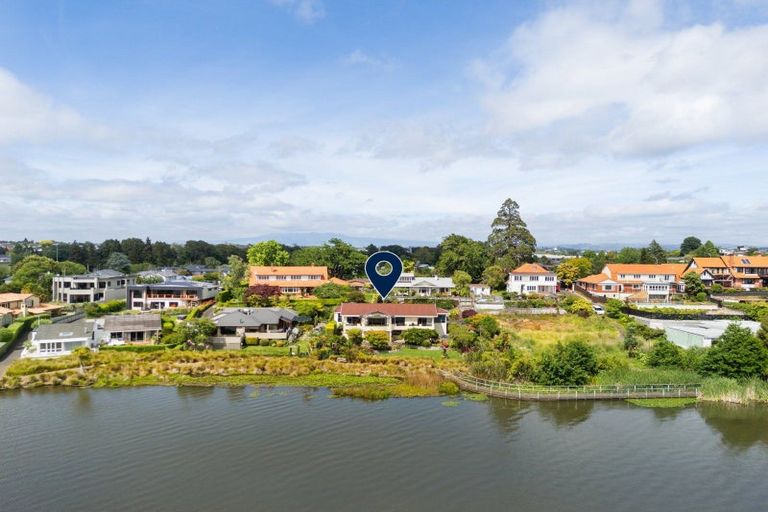 Photo of property in 76 Lake Crescent, Hamilton Lake, Hamilton, 3204