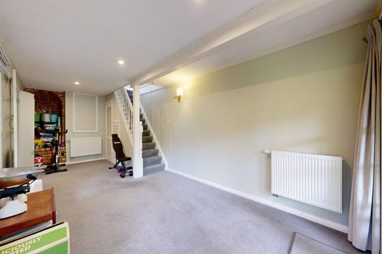 Photo of property in 31 Maarama Crescent, Aro Valley, Wellington, 6021