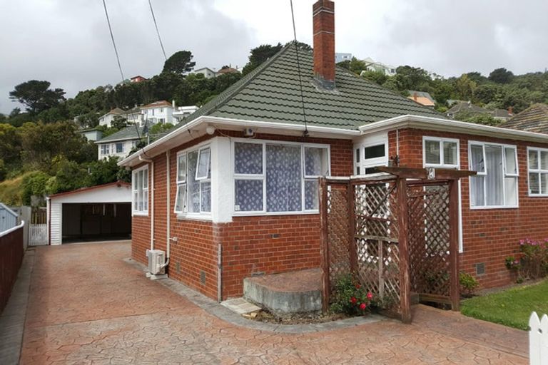 Photo of property in 61 Strathmore Avenue, Strathmore Park, Wellington, 6022