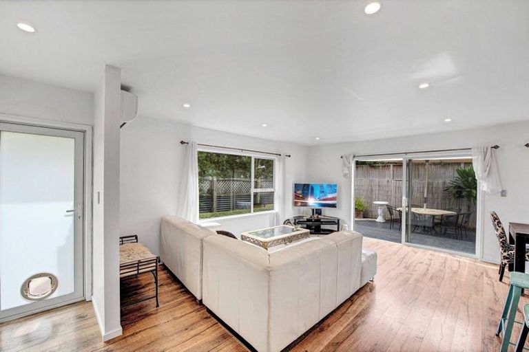 Photo of property in 69 Wellington Street, Nelson South, Nelson, 7010