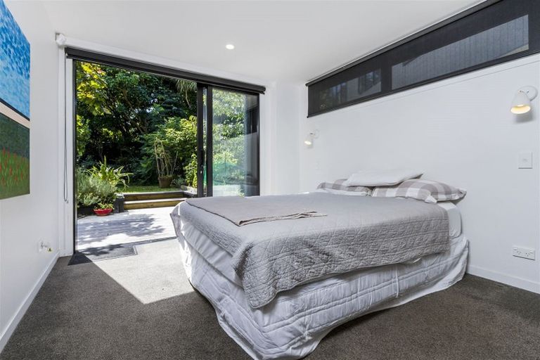 Photo of property in 26 Wicklow Road, Narrow Neck, Auckland, 0622