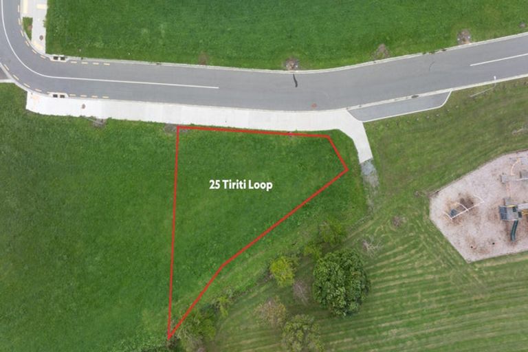 Photo of property in 39 Tiriti Loop, Otaki, 5512