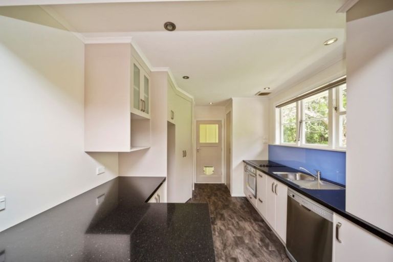 Photo of property in 60 Glenpark Avenue, Frankleigh Park, New Plymouth, 4310