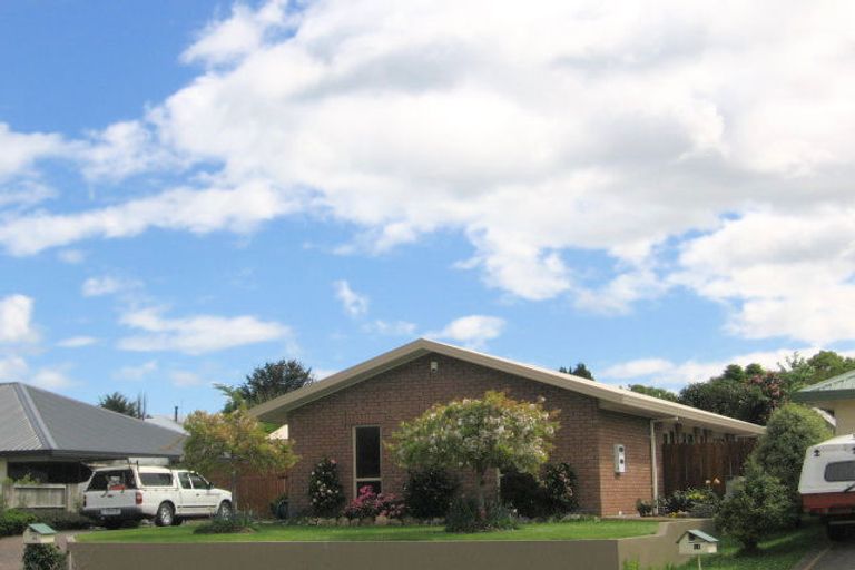Photo of property in 10 Balmoral Drive, Hilltop, Taupo, 3330