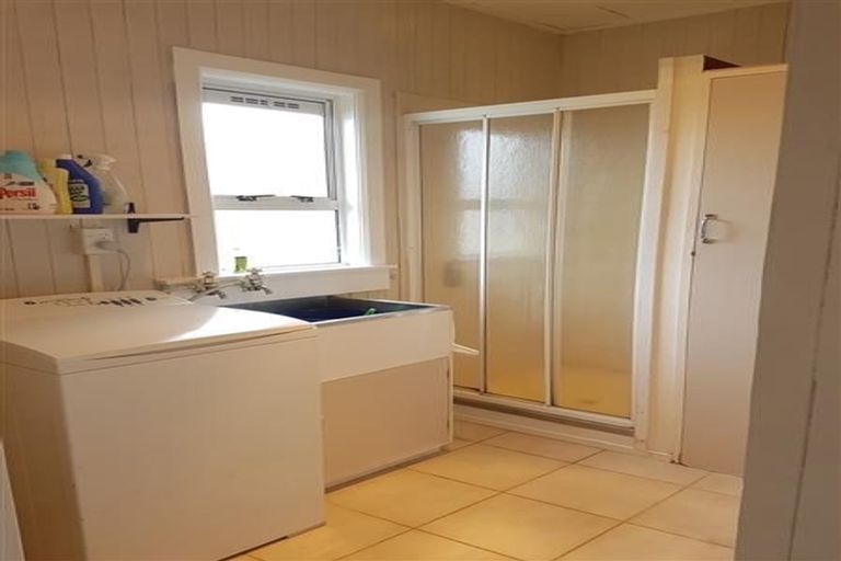 Photo of property in 32 Guy Avenue, Takaro, Palmerston North, 4410