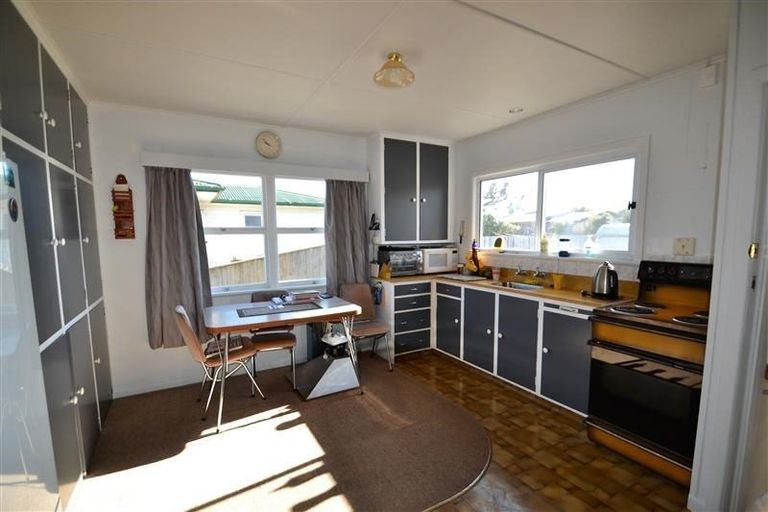 Photo of property in 2 Chisnall Street, Richmond, 7020