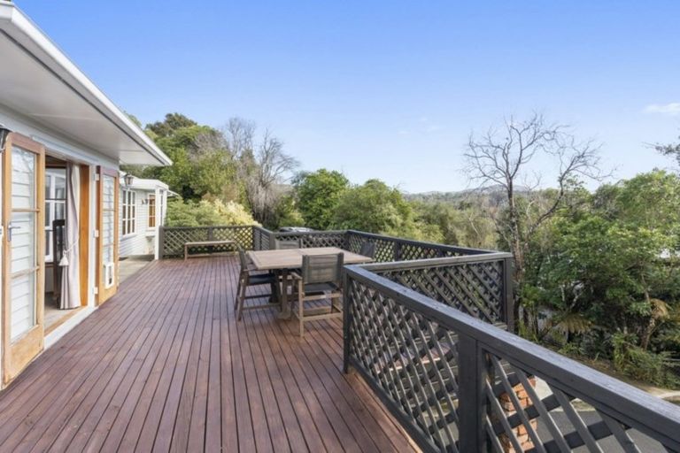 Photo of property in 98 Manuka Street, Stokes Valley, Lower Hutt, 5019