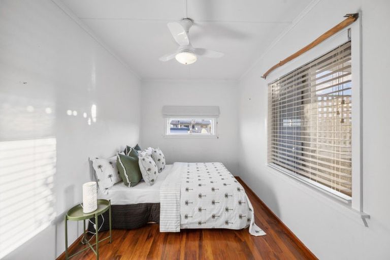 Photo of property in 14 Le Quesne Road, Bay View, Napier, 4104