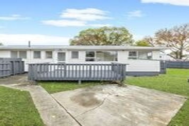 Photo of property in 14 Chantal Place, Red Hill, Papakura, 2110