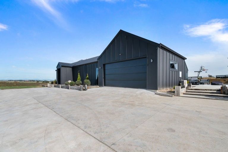 Photo of property in 137 Mchardie Road, Bulls, 4894