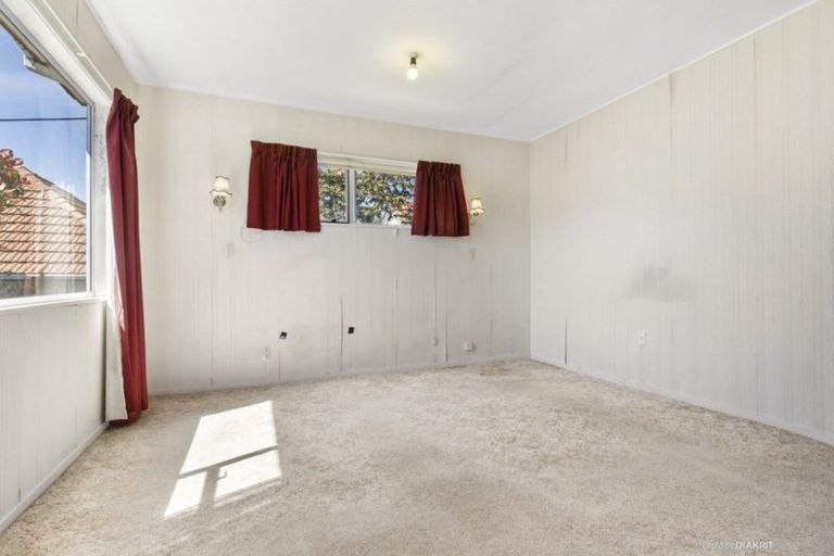 Photo of property in 2/14 Spiers Street, Karori, Wellington, 6012