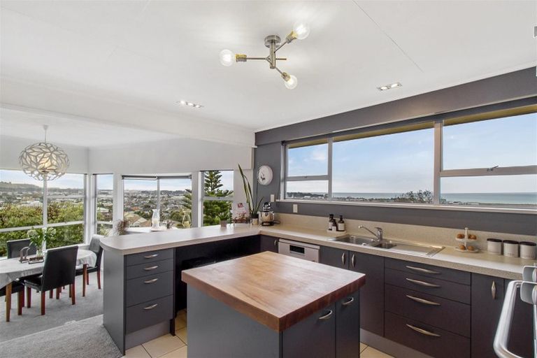 Photo of property in 11 Ashburn Street, Oamaru North, Oamaru, 9400