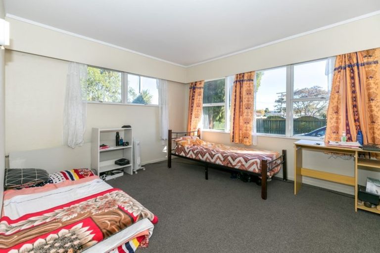 Photo of property in 109 Mount View Road, Melville, Hamilton, 3206
