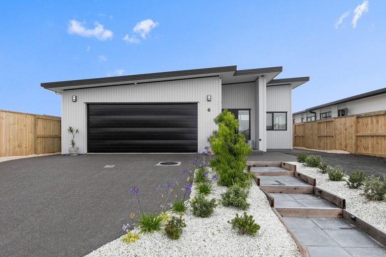 Photo of property in 6 Knightia Drive, Papamoa Beach, Papamoa, 3118