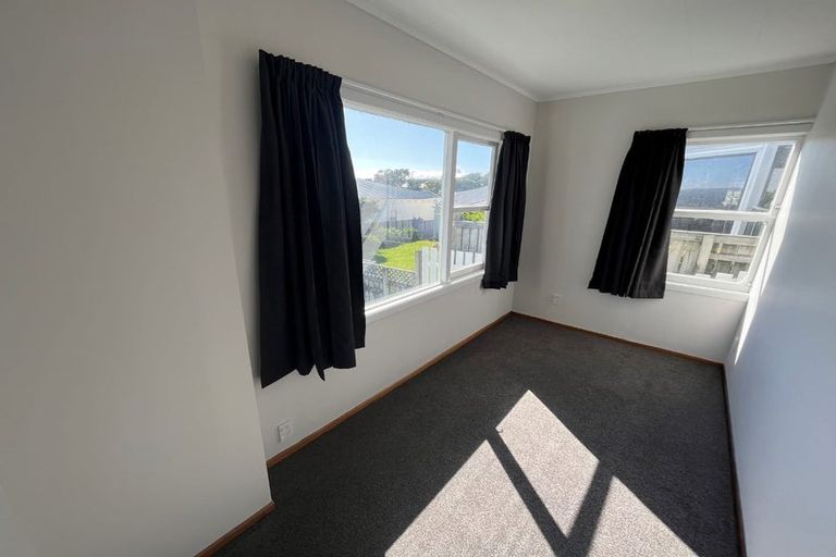 Photo of property in 5 Saint Michaels Crescent, Kelburn, Wellington, 6012