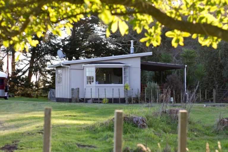 Photo of property in 84 Marangai Road, Whangaehu, Whanganui, 4572
