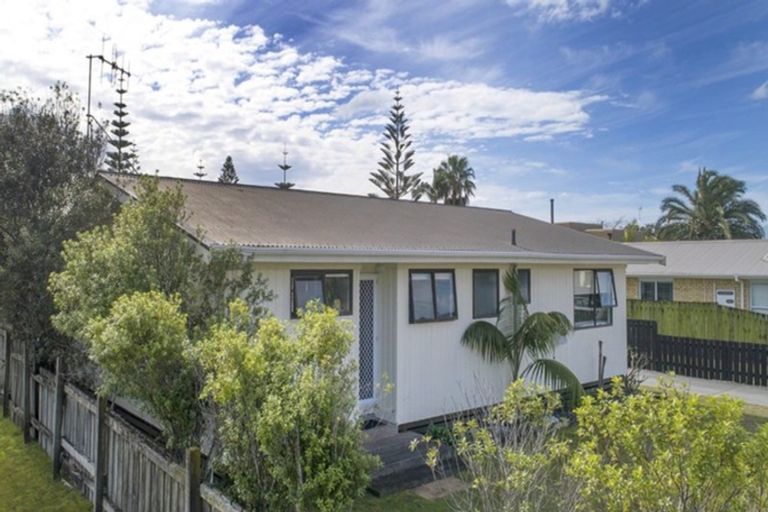 Photo of property in 310a Williamson Road, Whangamata, 3620