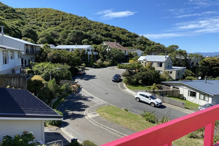 Photo of property in 9 Ngarimu Grove, Ngaio, Wellington, 6035