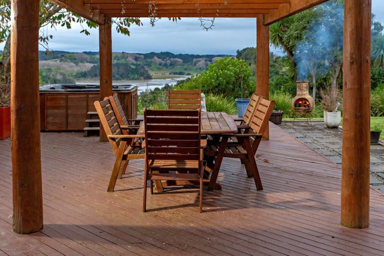 Photo of property in 193 Paparoa Road, Wainui, Opotiki, 3198