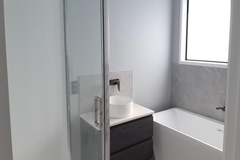 Photo of property in 46 Harriet Johnston Drive, Pokeno, 2402