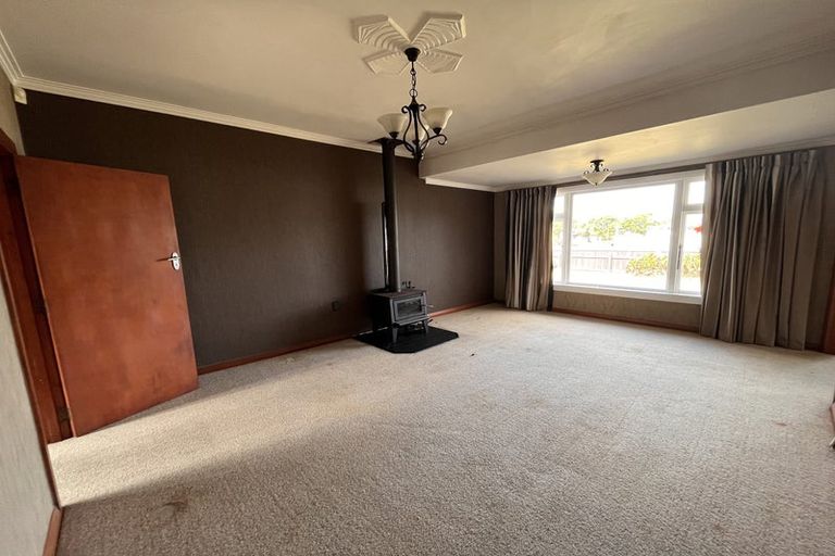 Photo of property in 53 Wood Street, Takaro, Palmerston North, 4410