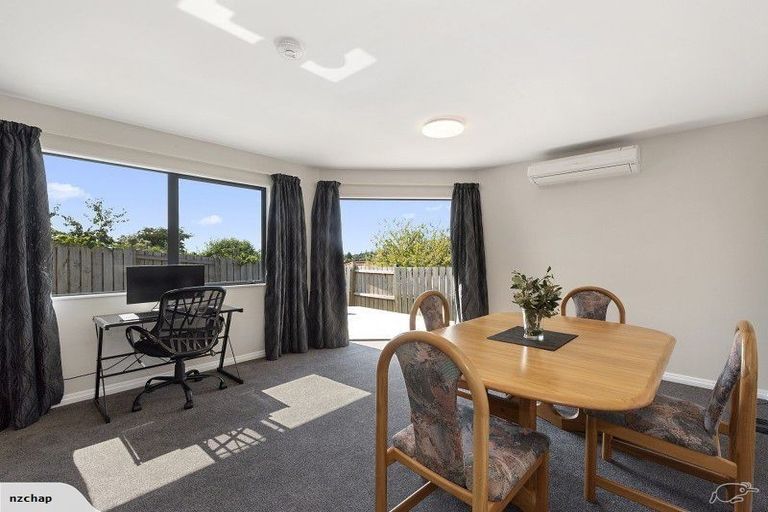 Photo of property in 57 Forest Lake Road, Forest Lake, Hamilton, 3200