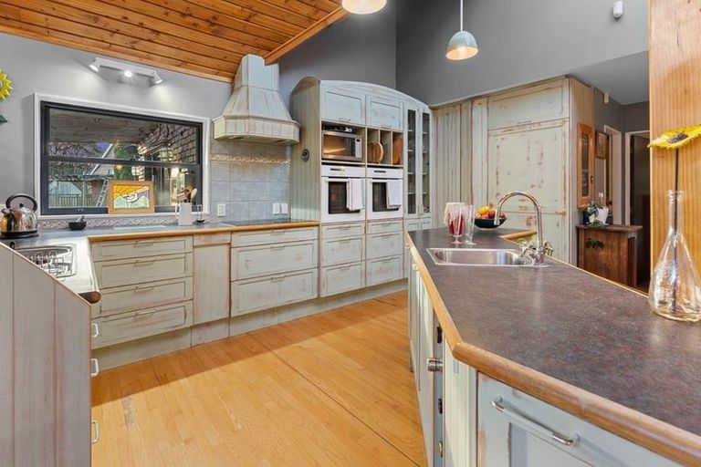 Photo of property in 150 Otaihanga Road, Otaihanga, Paraparaumu, 5036