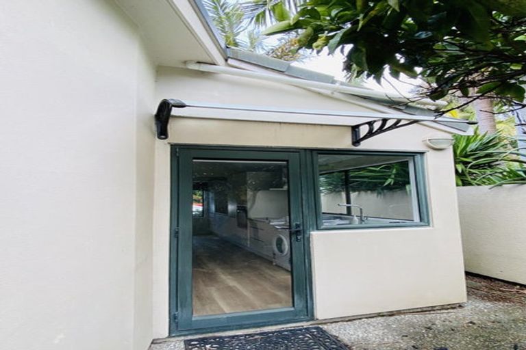 Photo of property in 7 Valley Road, Browns Bay, Auckland, 0630