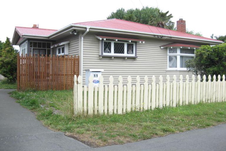 Photo of property in 11 Hansons Lane, Upper Riccarton, Christchurch, 8041