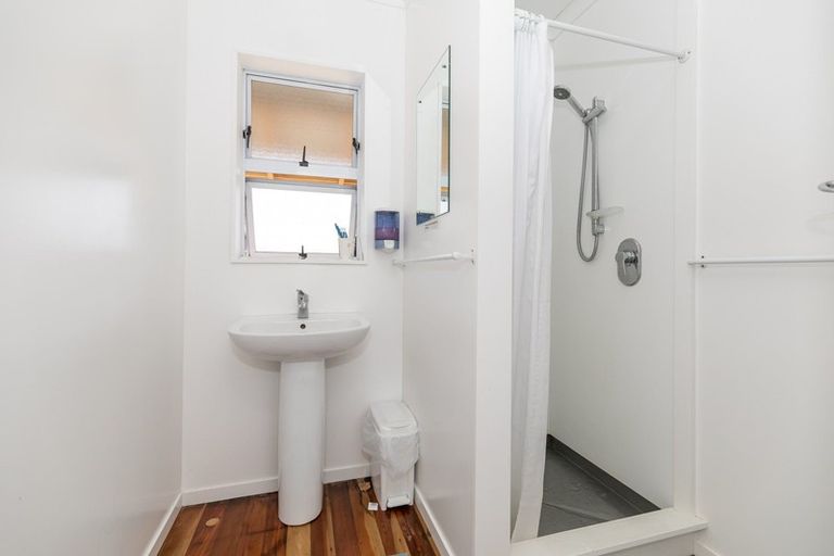 Photo of property in 6 Littler Place, Hamilton East, Hamilton, 3216