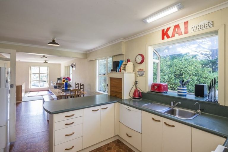 Photo of property in 146 Raumati Road, Raumati Beach, Paraparaumu, 5032
