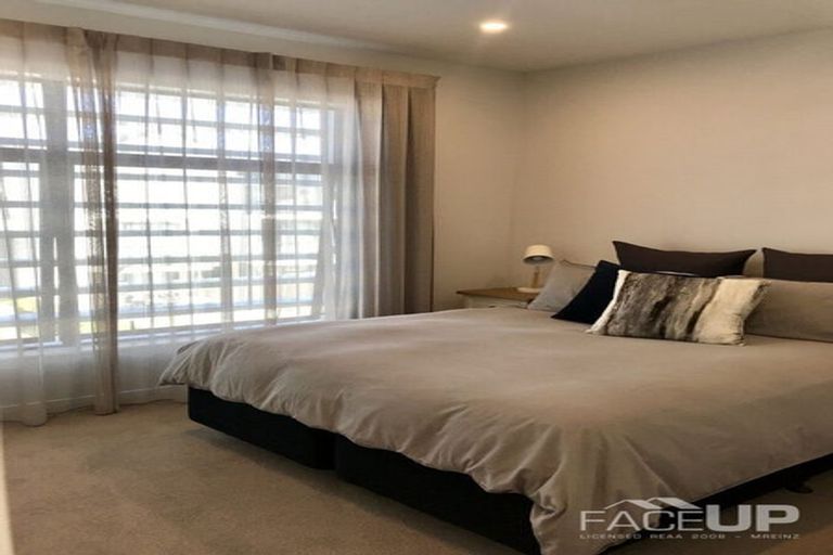 Photo of property in 9 Glenae Lane, Hobsonville, Auckland, 0618