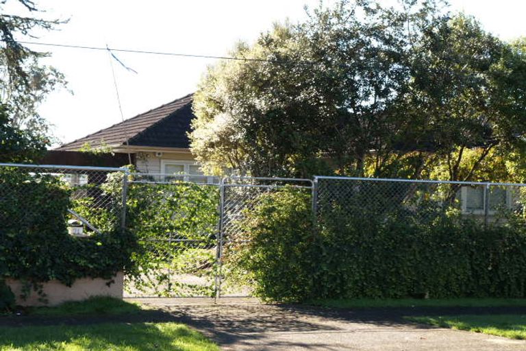 Photo of property in 21 Vine Street, Mangere East, Auckland, 2024