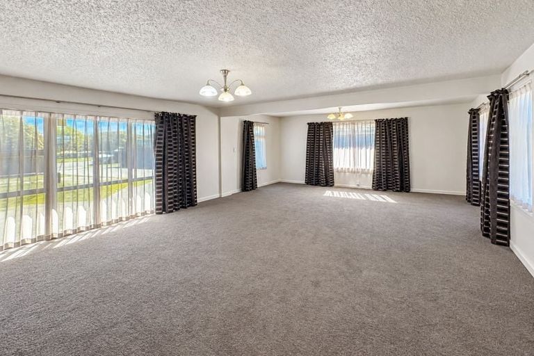 Photo of property in 48 Bournemouth Crescent, Aranui, Christchurch, 8061