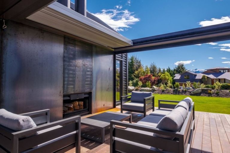 Photo of property in 6 Penrith Park Drive, Wanaka, 9305