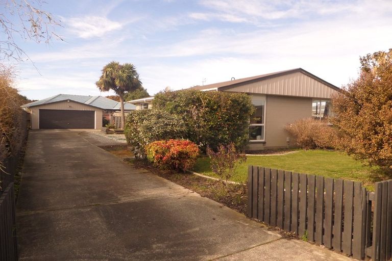 Photo of property in 10 Thurso Place, New Brighton, Christchurch, 8083