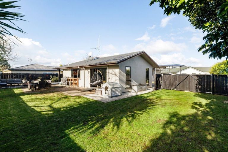 Photo of property in 13 Benson Road, Fairview Downs, Hamilton, 3214