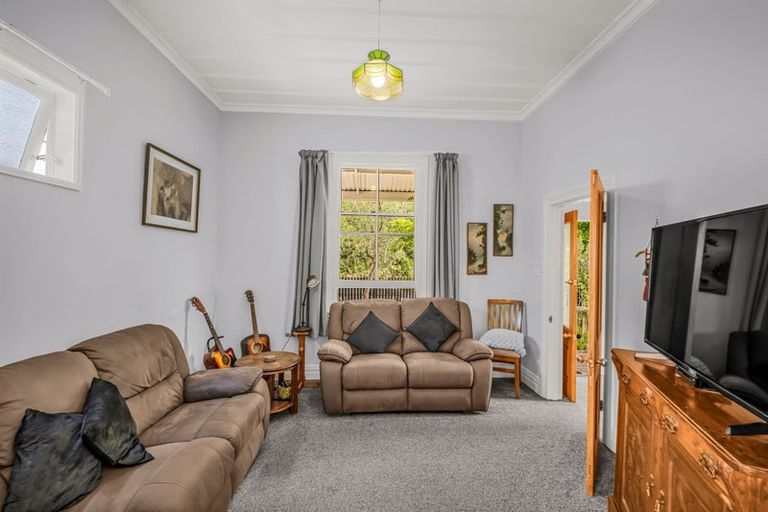 Photo of property in 125 Shakespeare Road, Bluff Hill, Napier, 4110
