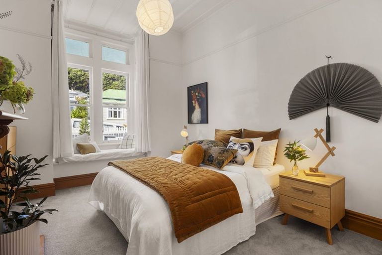 Photo of property in 18 Porritt Avenue, Mount Victoria, Wellington, 6011